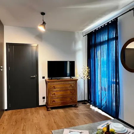 Apartamento Art Near Paradise Mall & Metro Station Sófia