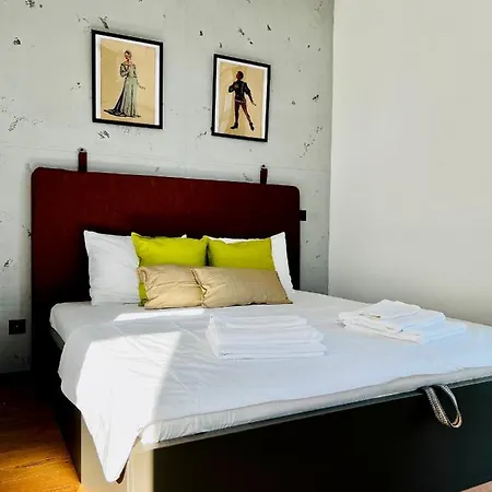 Apartment Art Near Paradise Mall & Metro Station Sofia